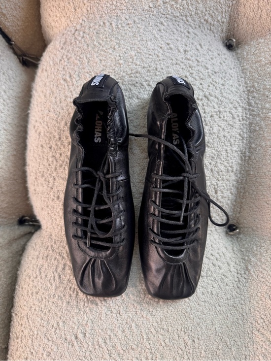ALOHAS Shoes - Alohas Black Lace-Up Ballet Flats